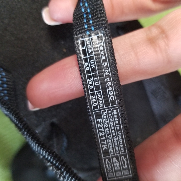 Teva Olowahu Black Flip Flop Slip On Sandals Sz.7 - Picture 3 of 3